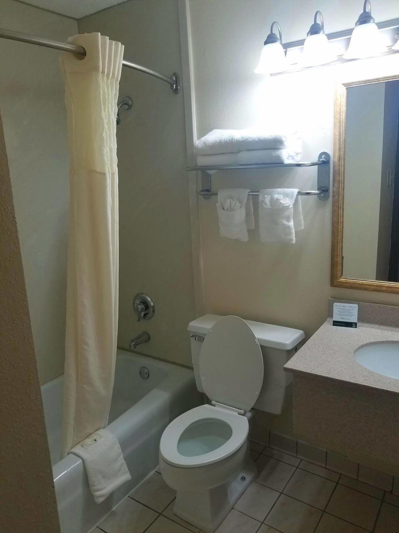 Quality Inn Morris I-80 Extérieur photo
